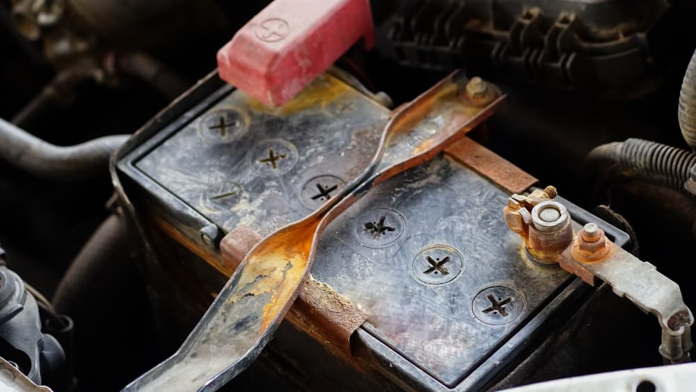 O que fazer com sucata de bateria de carro?