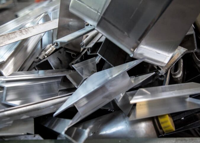 De onde vem a sucata de inoxidável e por que é tão valiosa